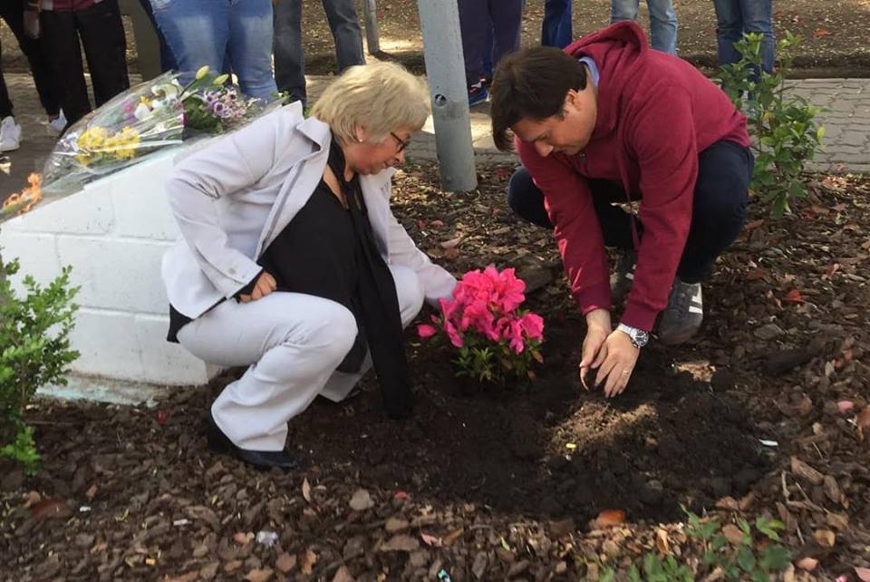Homenaje a Johana Reyes y la palabra de su madre, Olga Vivas