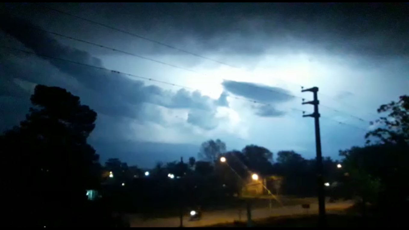Hay alerta metereológico por tormenta para esta noche