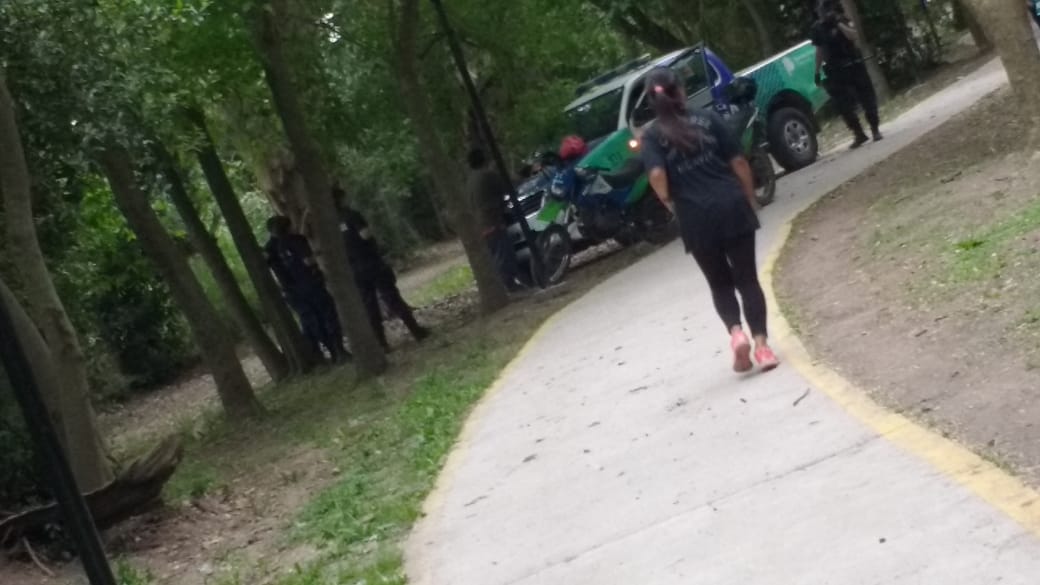 Detuvieron a un hombre por onanismo en el Polideportivo