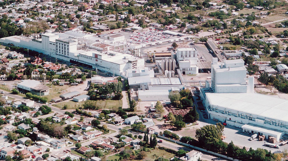 Tras 15 años, La Serenísima dejó de ser la empresa láctea con mayor recibo del país