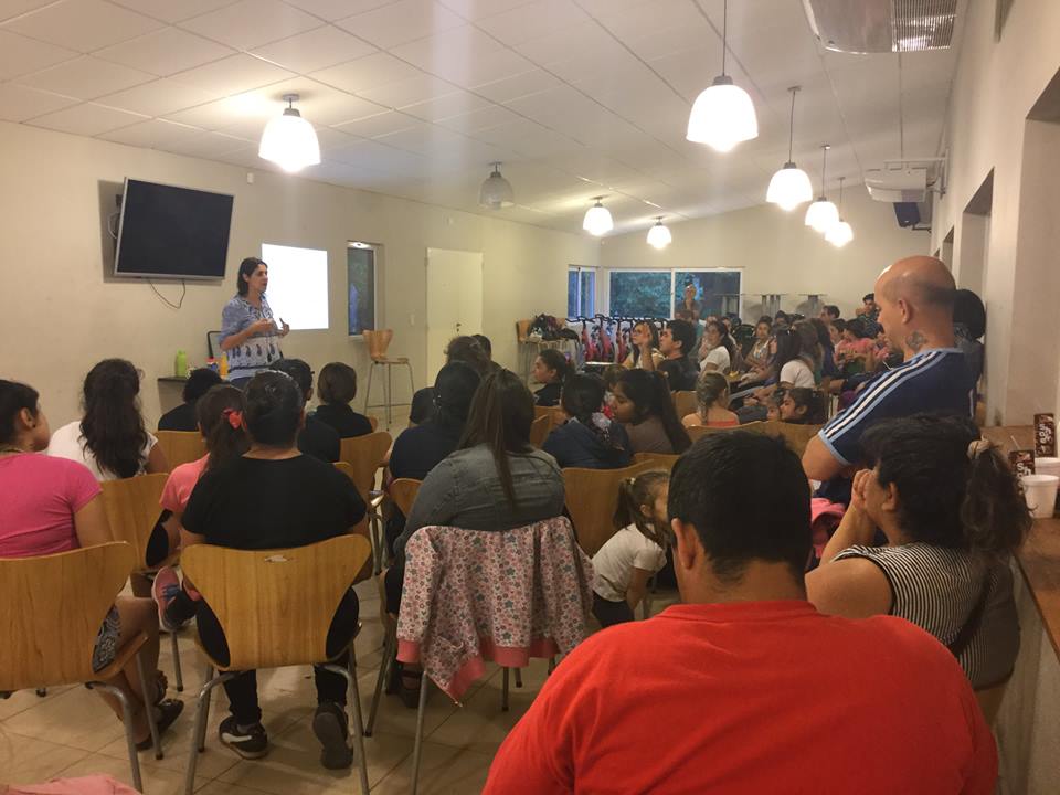 La oficina de Nutrición organizó una charla para deportistas locales