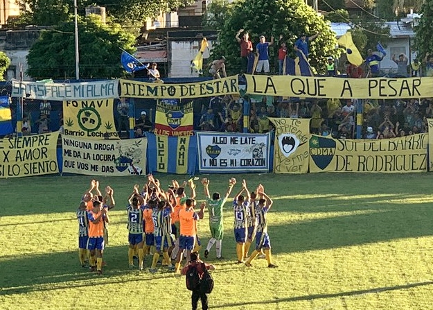 Alem volvió a sumar de a tres