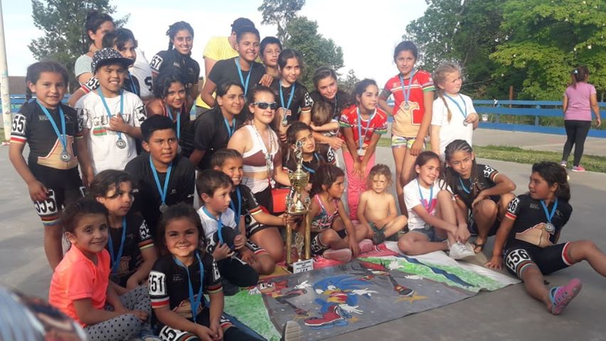La escuela de Patín Carrera logró el podio en la Liga Metropolitana