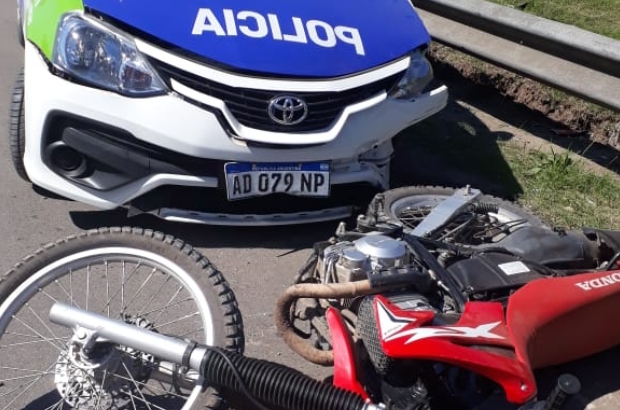 Persecución, choque y un detenido en la Colectora Sur