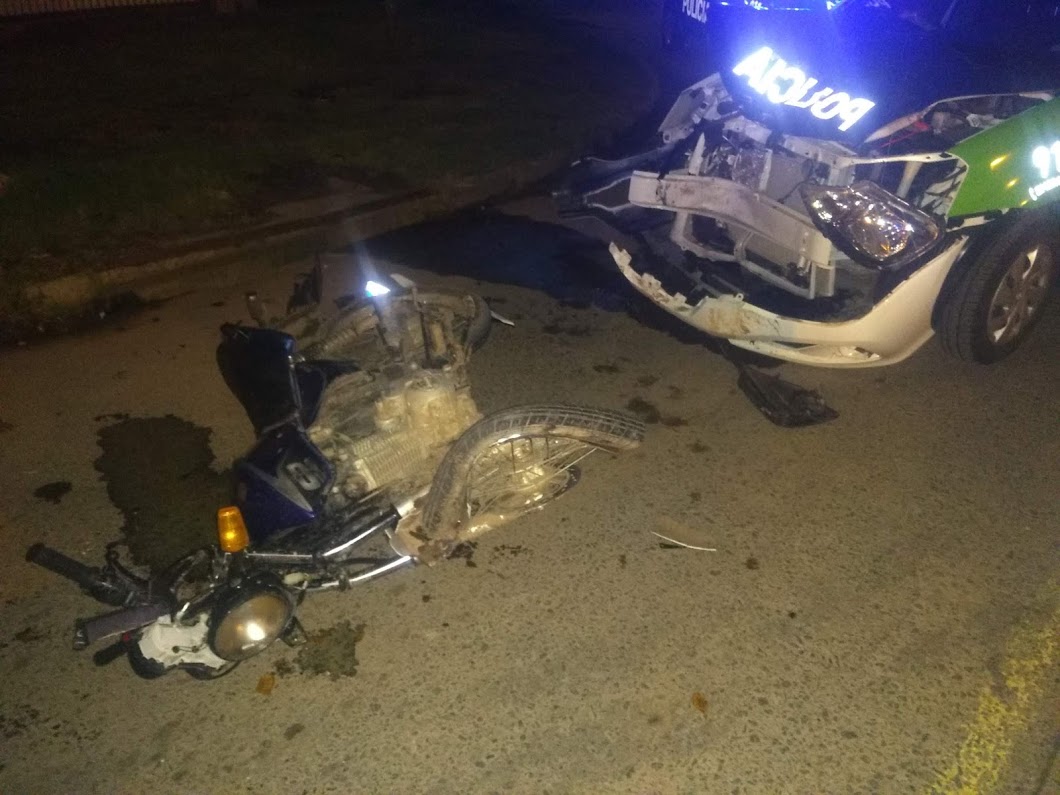 La moto que chocó con el patrullero no era la que buscaban, pero también era robada