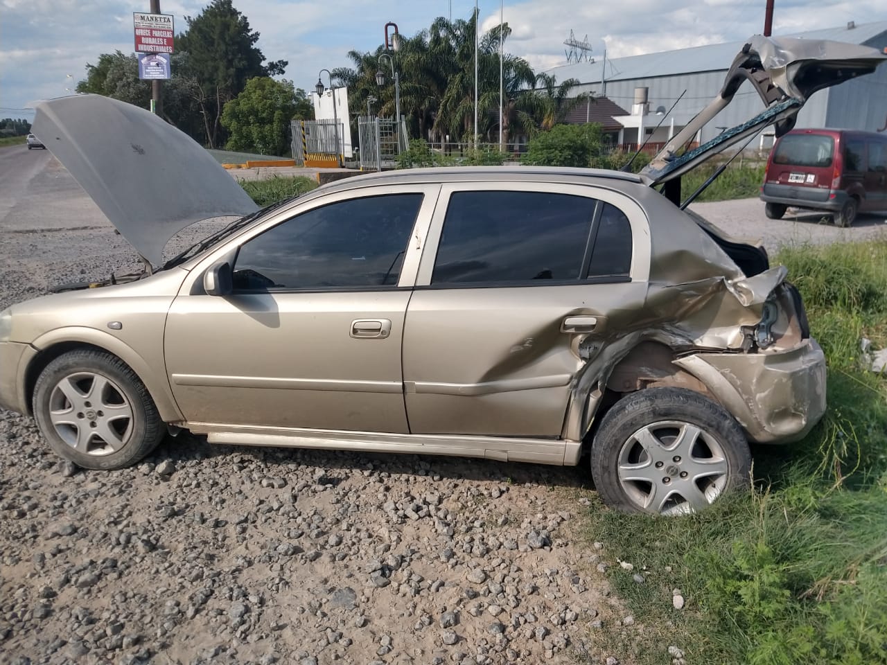 auto-volco-en-ruta-24