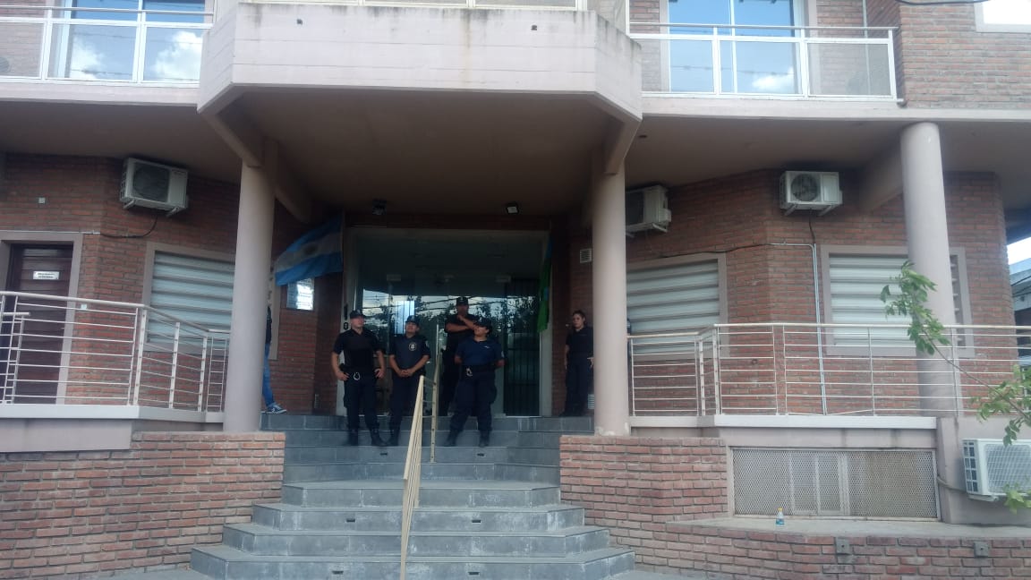 Finalmente se detuvo al acusado de abuso de la nena que había sido golpeado el 23