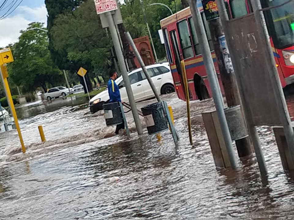 Rodríguez, otra vez con problemas en diversos barrios por el temporal de la madrugada