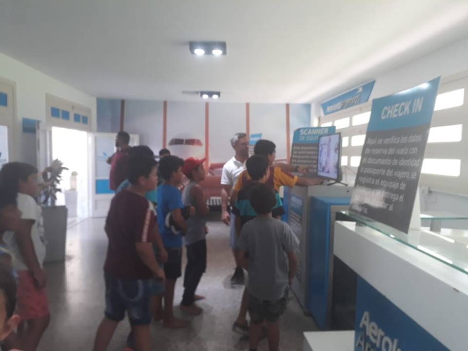 Niños y niñas de comedores rodriguenses visitaron la República de los Niños