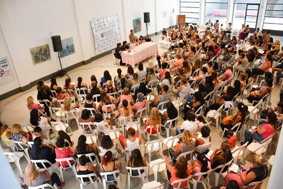 Se llevó a cabo un encuentro local de mujeres de una agrupación política