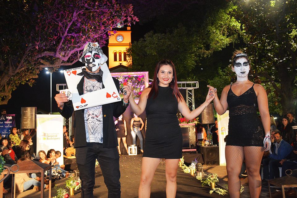 La Plaza Central se vistió de gala con el Desfile “Integral Fashion Night”