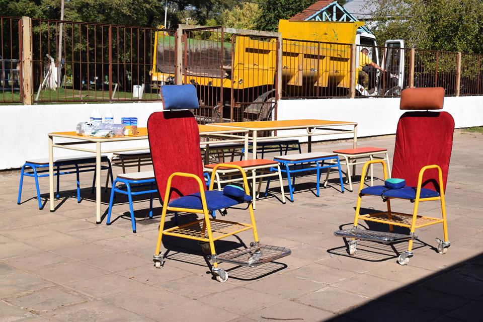 Entregaron mobiliario a una escuela de educación especial