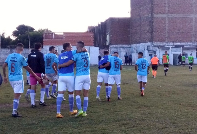 En la vuelta de Gauna como titular, Atlas goleó y cortó la racha negativa