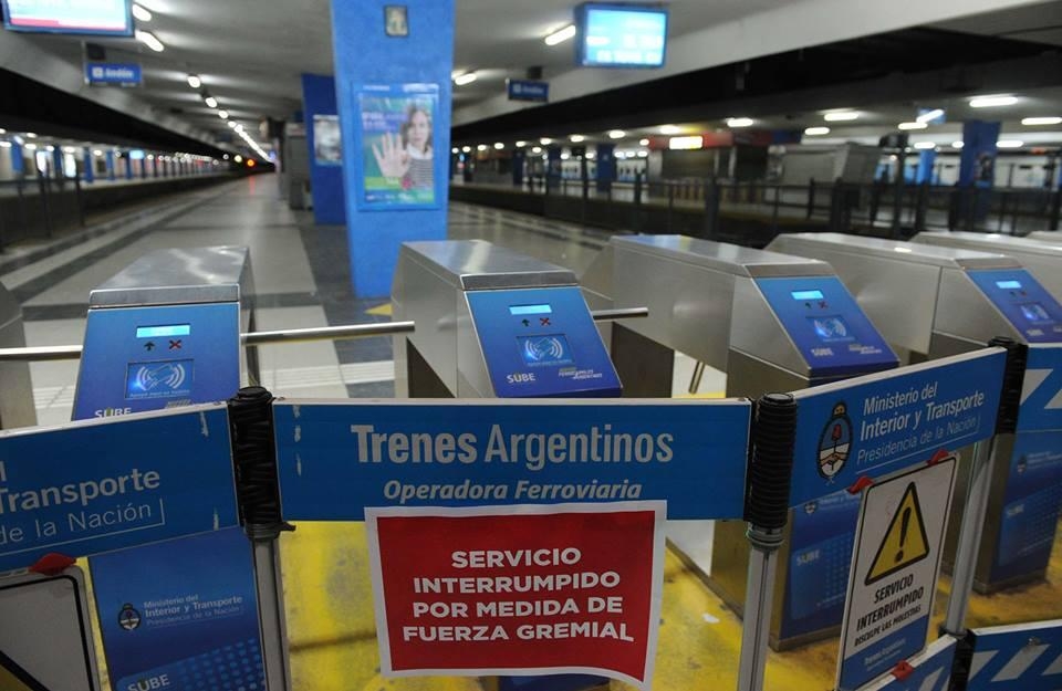 Se levantó el paro del tren Sarmiento que estuvo vigente desde la medianoche