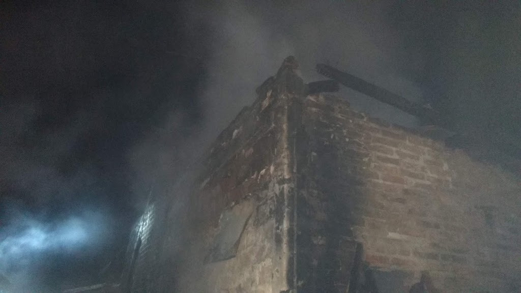 familiares-salvaron-jubilados-incendio-los-aromos-1