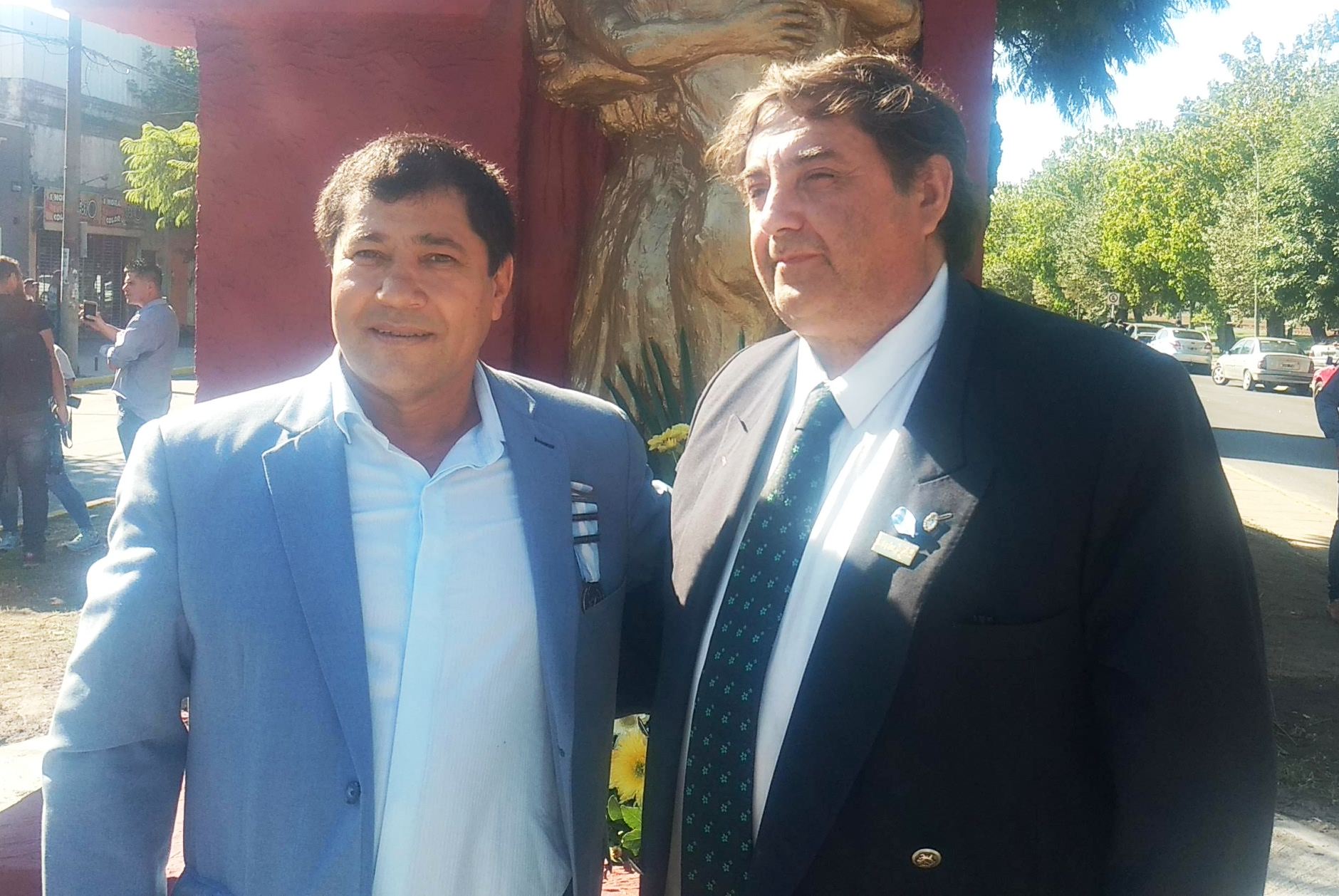 Carlos A. Montiel y un obsequio emotivo a Navone: “Gral. Rodríguez se está malvinizando de verdad”