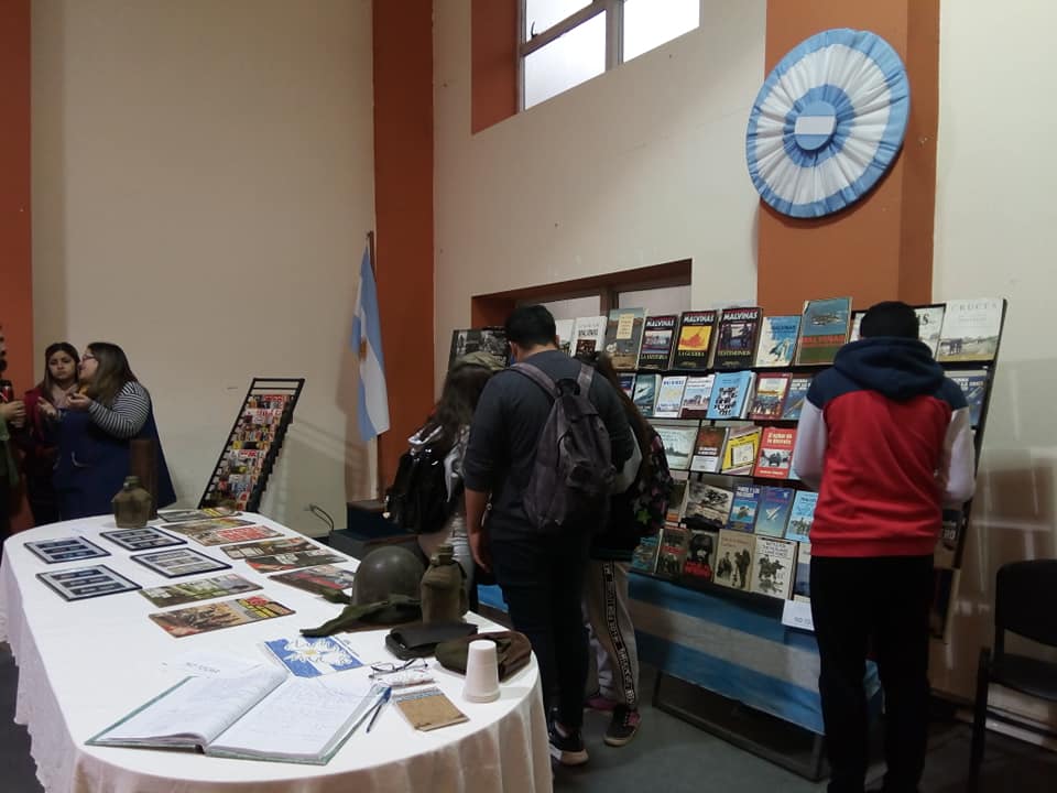 Exposición abierta sobre Malvinas en el Concejo Deliberante