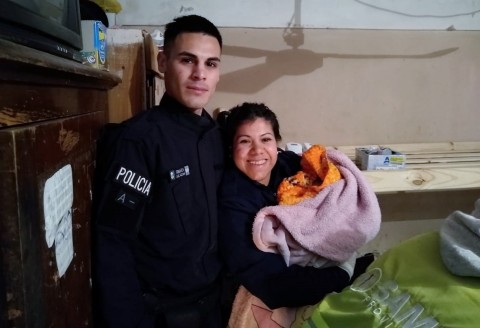 Policías asistieron al parto de una mujer en Los Aromos