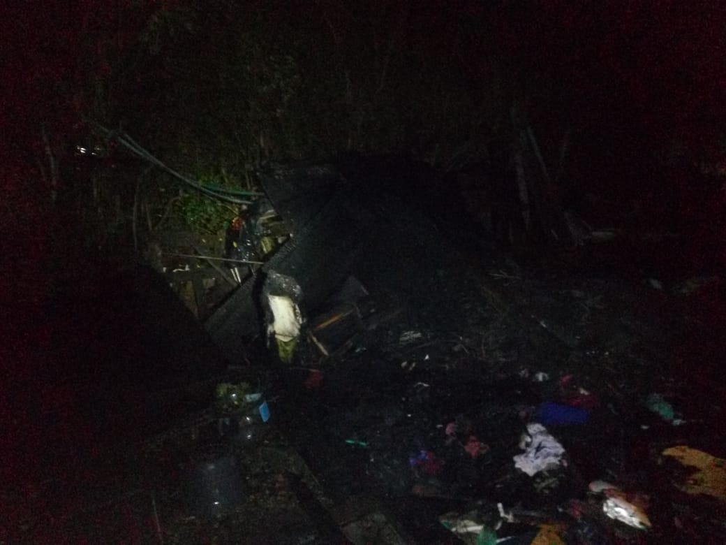 Hombre murió tras iniciar un incendio en la casa de su ex pareja