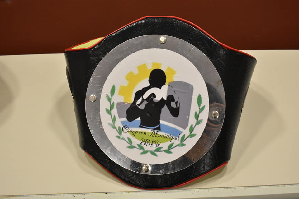 Esta tarde habrá más de 20 peleas de boxeadores locales en el Polideportivo