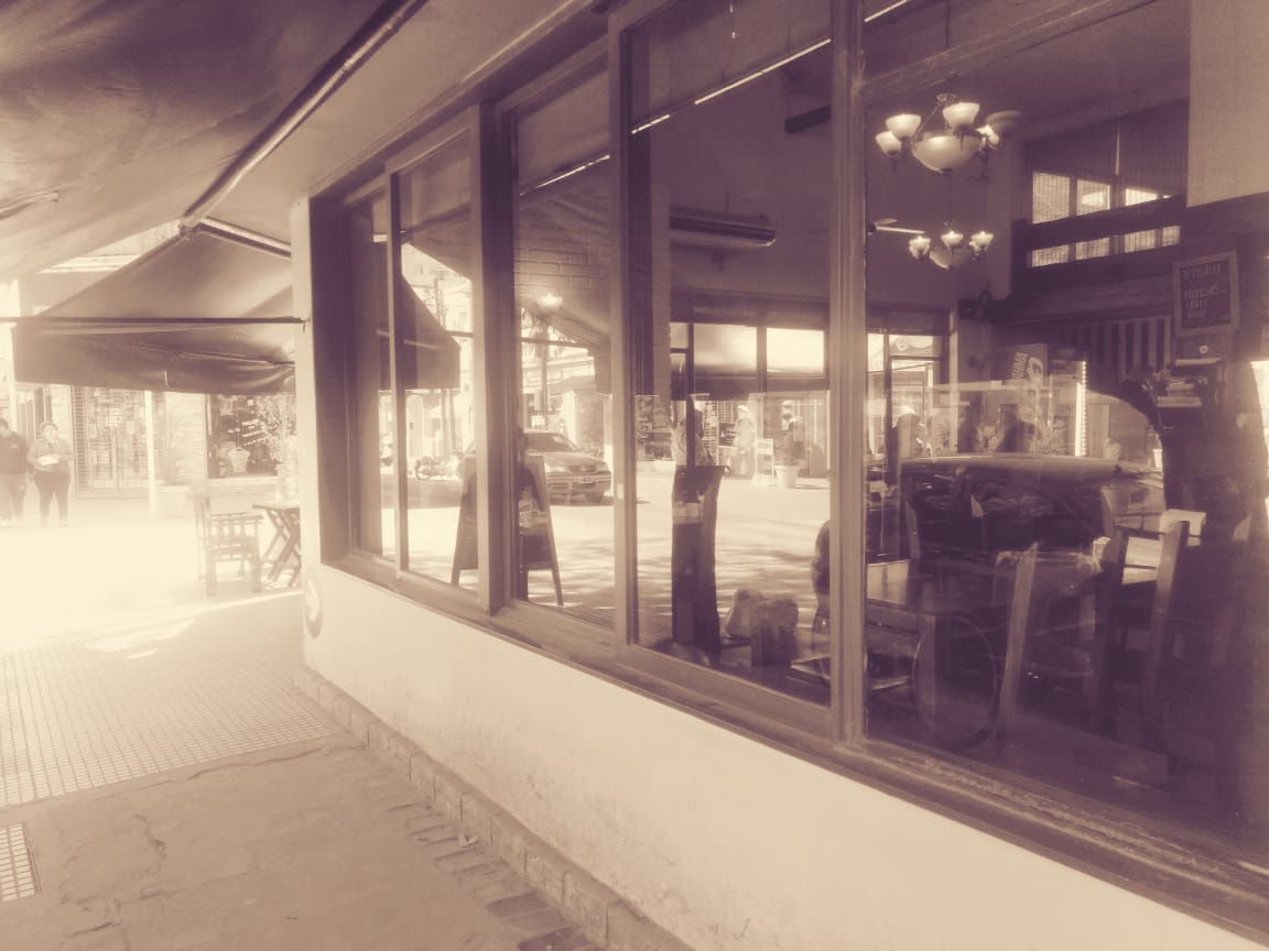 Declararán "La Esquina del Tango" a la de un histórico café, en homenaje a Carlos Cordone