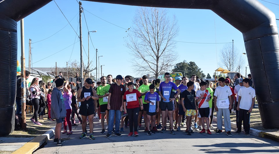 Se corrió la primera maratón del programa Envión en barrio Bicentenario