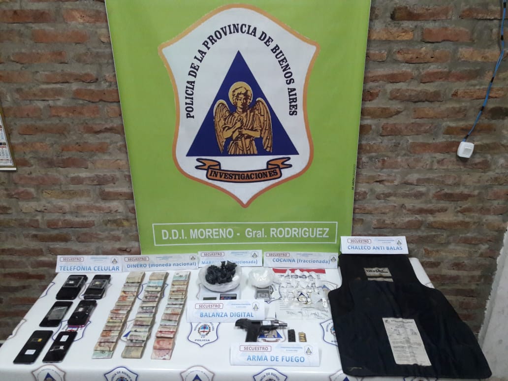 peruanos-detenidos-operativo-antidroga-1