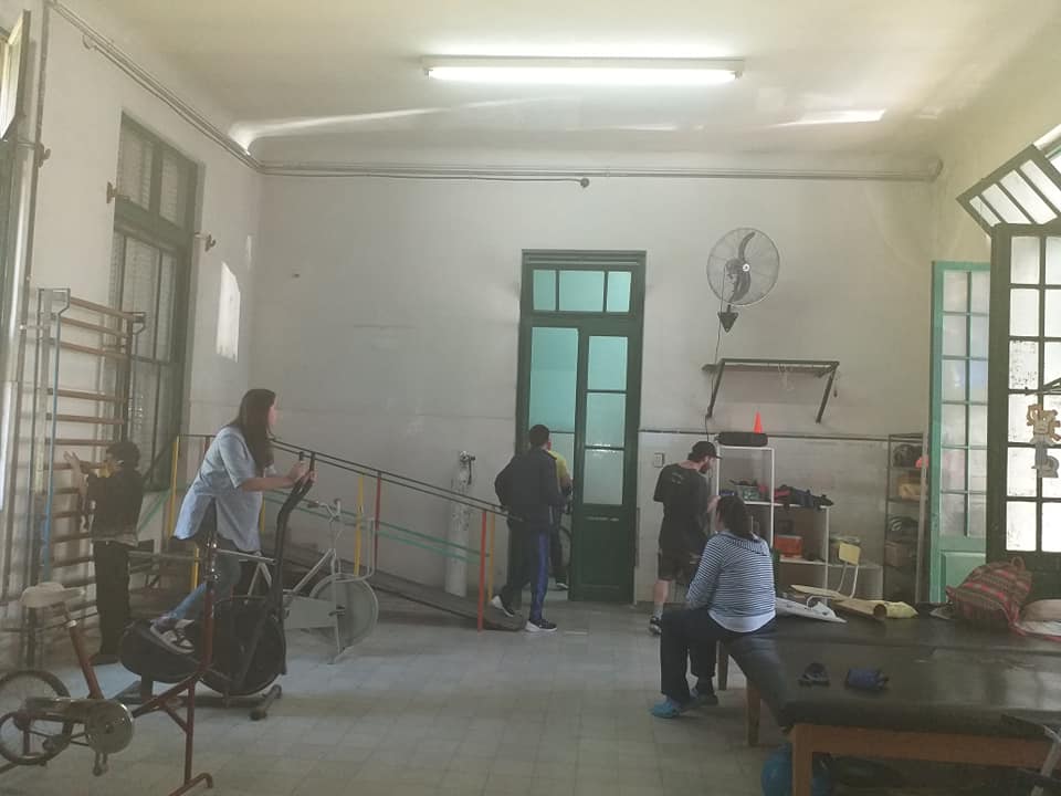 Pollada solidaria a beneficio del área de Kinesiología del Hospital Vicente López