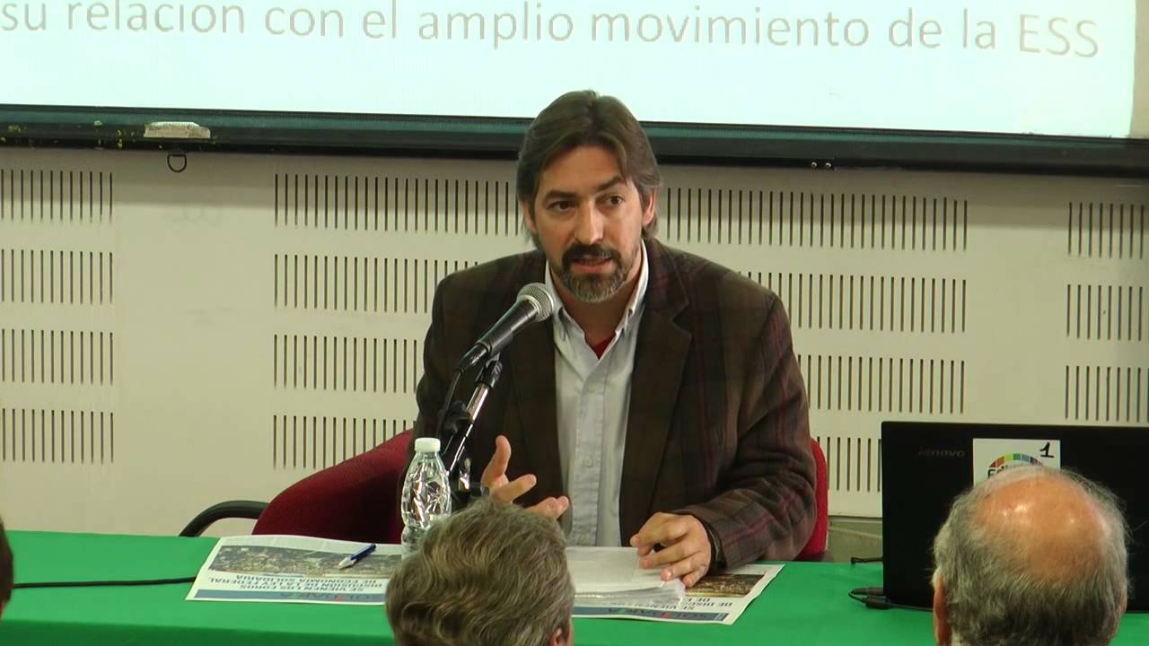 Charla abierta sobre economía para gobiernos populares en el HCD