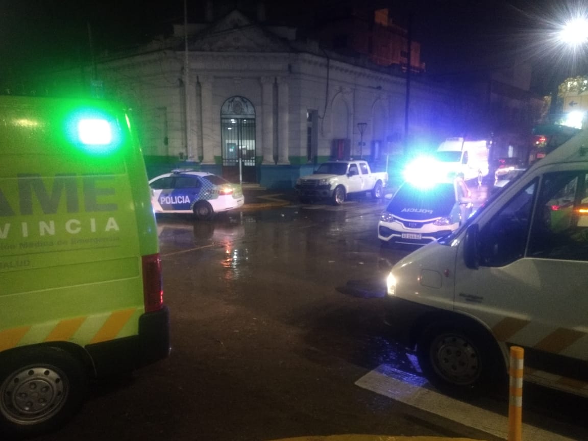 Incidentes y principio de incendio en la Comisaría Primera