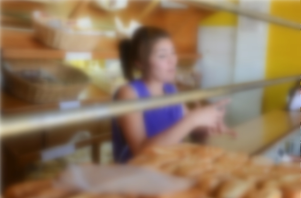 Delincuentes armados asaltaron una panadería de Vengochea