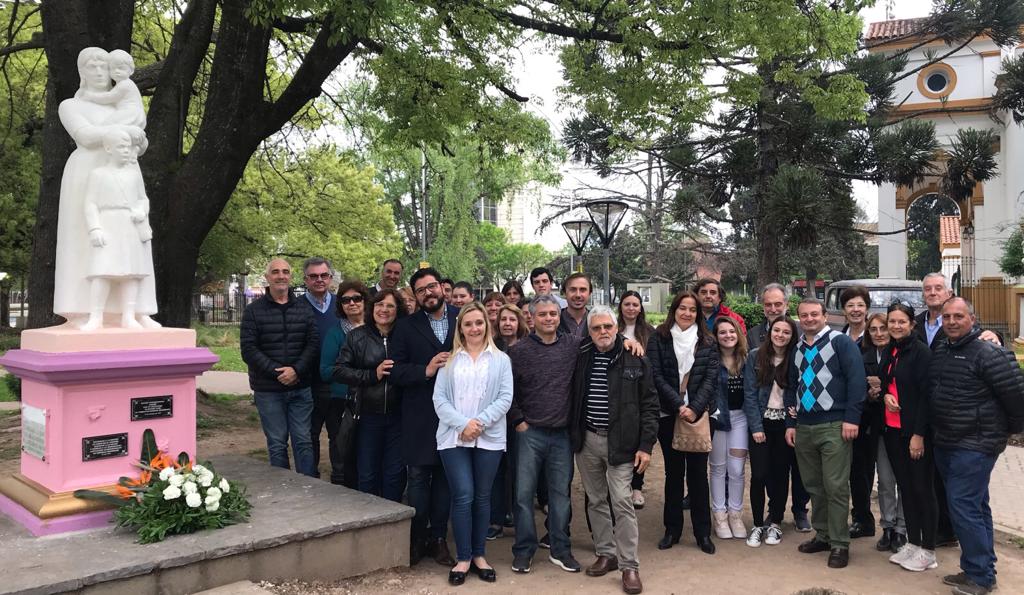 El Rotary Club realizó un acto por el Día de la Madre y la Familia