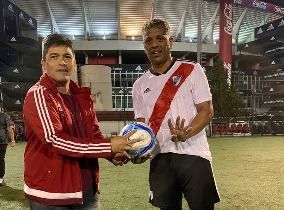 Wilson Severino tuvo una noche ideal en el triunfo del fútbol senior de River
