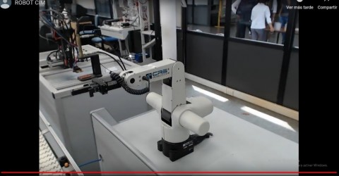 Un sitio web ofrece la posibilidad de controlar un brazo robótico de forma remota