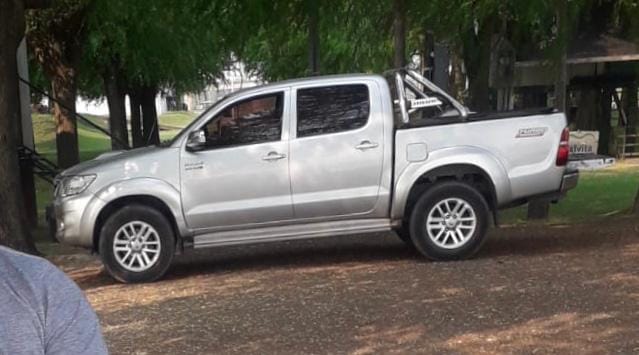 Robaron una camioneta en el centro y a plena luz del día