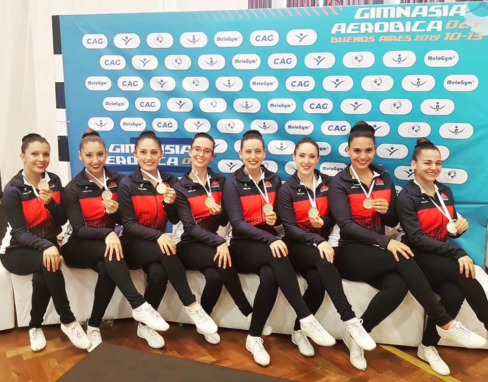 Las gimnastas de MT Gym inician las pizzeadas para recaudar fondos