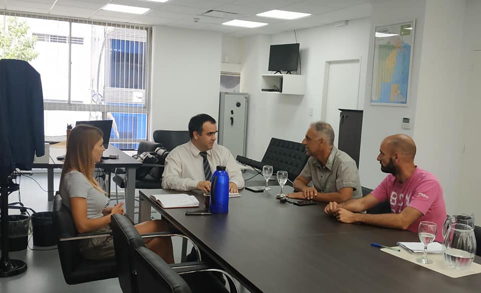 La Dirección de Entidades municipal se reunió con funcionarios provinciales
