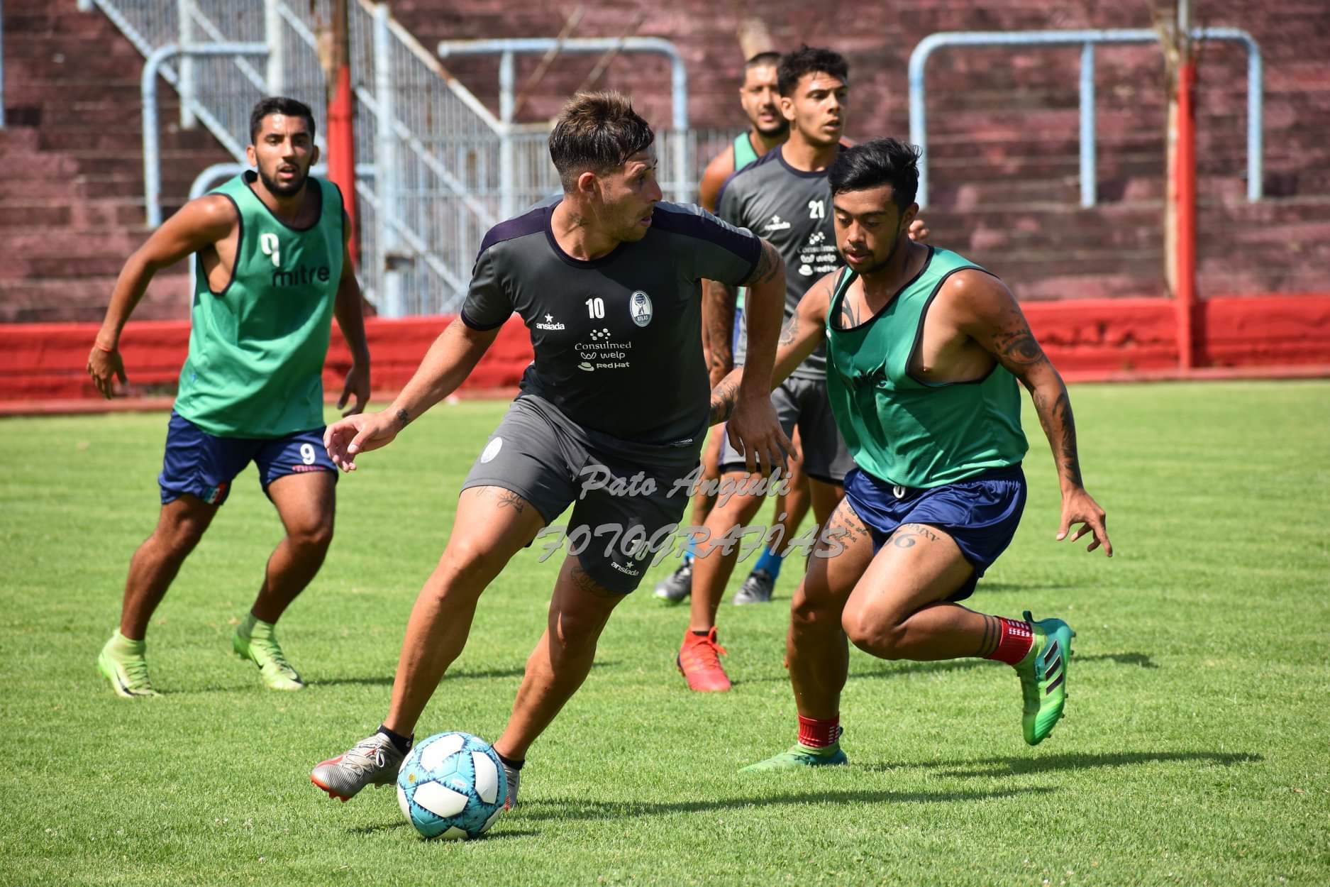 El Marrón enfrentó a Deportivo Español en su primer amistoso de pretemporada