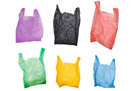 Buscan prohibir el uso de bolsas plásticas en los comercios de la ciudad
