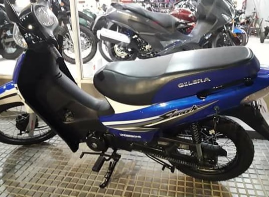 Dejó estacionada su moto en el centro y "se la llevaron caminando"