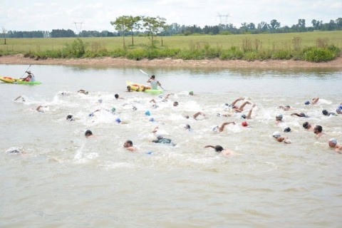 Los resultados finales de la competencia de triatlón y de natación en aguas abiertas