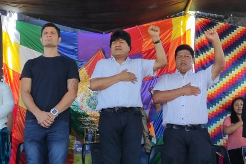 Evo Morales estuvo en Rodríguez en un acto desarrollado en el barrio Los Naranjitos