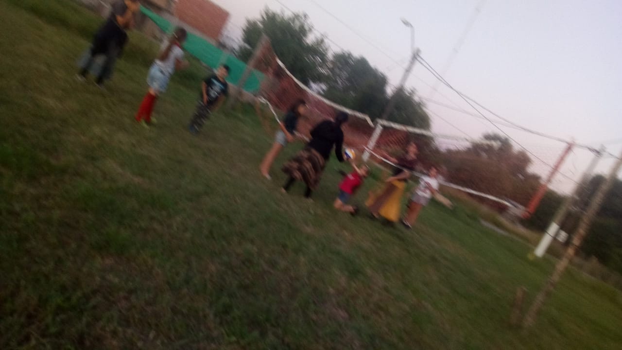 Tarde deportiva a beneficio de la plaza "Jonathan y Marcela" del barrio Agua de Oro