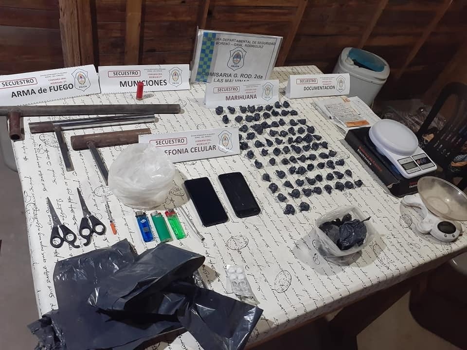 Desarticularon un punto de venta de drogas en el barrio San Bernardo