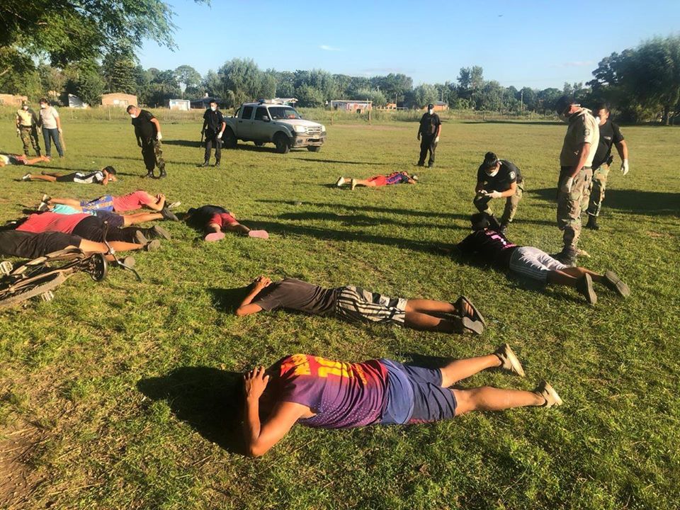 Insólito: salieron a jugar un "picadito" en plena cuarentena y terminaron aprehendidos