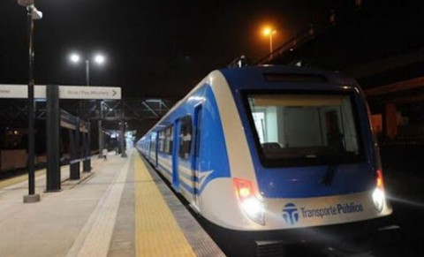 Tren Sarmiento: ya funciona el servicio nocturno y prevén expandir aún más los horarios