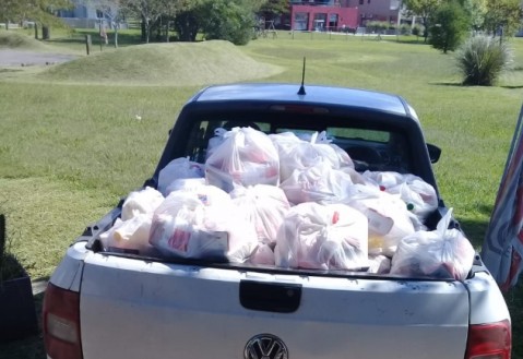 Un country local realizó una donación de alimentos para repartir a familias humildes