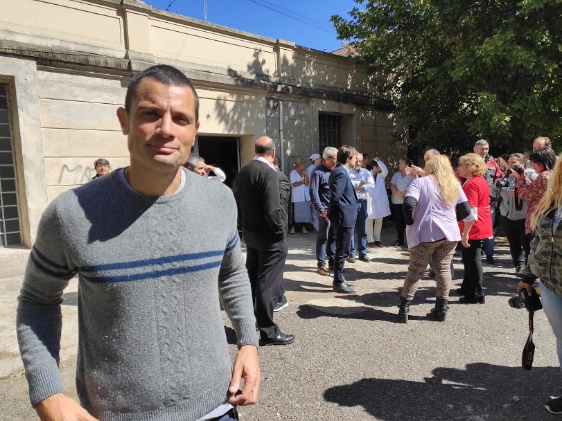 Mauro García confirmó con cuántos respiradores comenzaría a funcionar el nuevo hospital de campaña