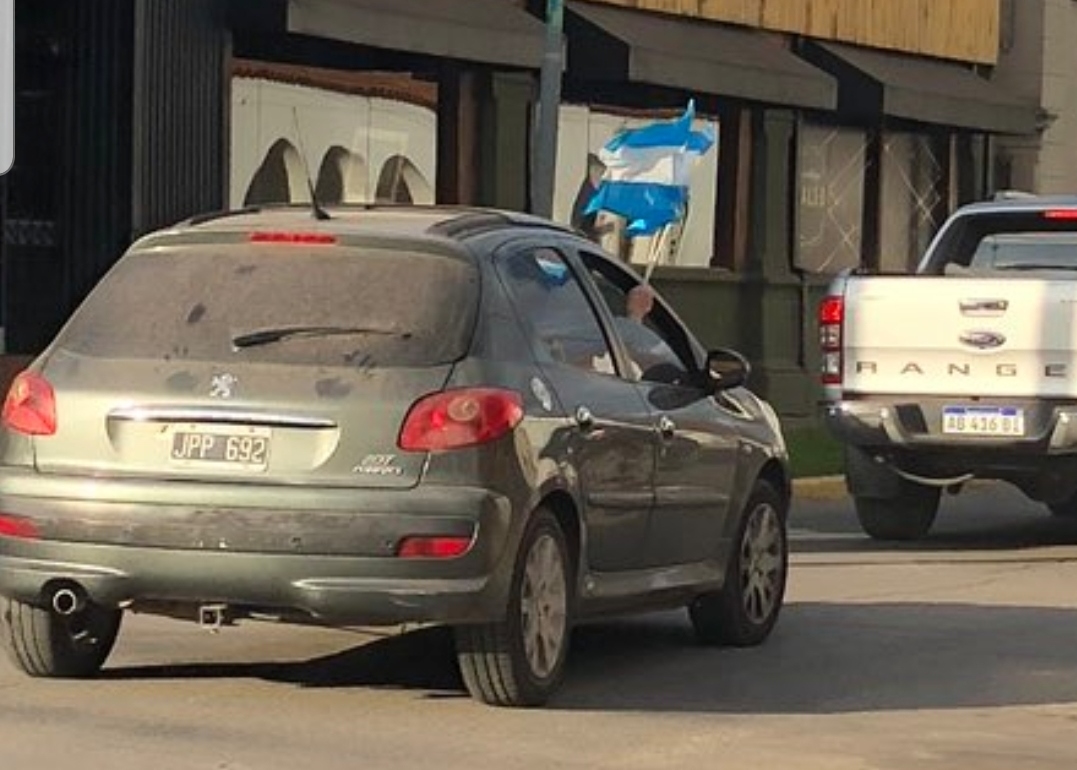 Hicieron una caravana opositora al avance de expropiación de la empresa Vicentín