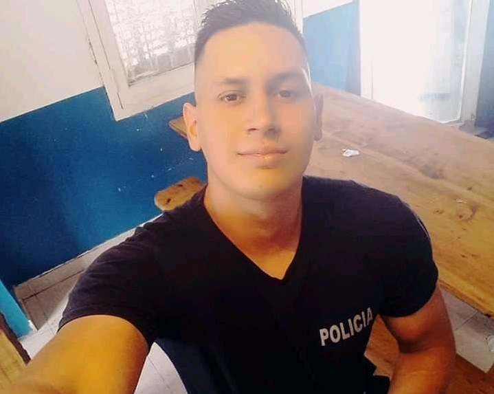 Tristeza por la muerte de un joven policía